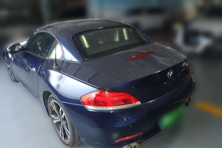 Used BMW Z4 2009 sDrive23i Leading Model Rear Left 45 Deg