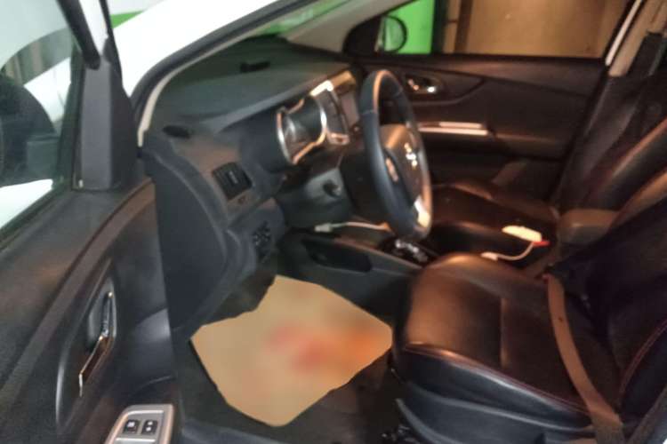 Used Dongfeng Aeolus AX3 2016 1.5L Automatic Shangkue Model
