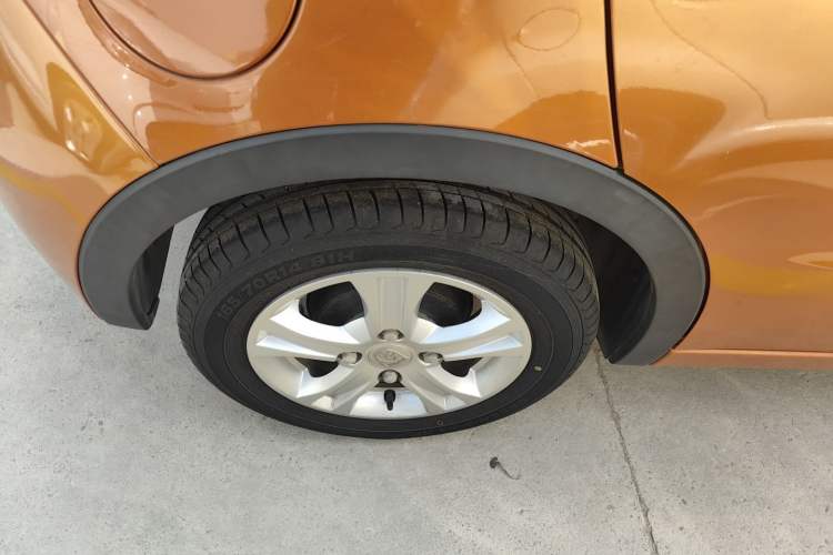 Used Baojun 310 2017 1.5L Automatic Fashion Model
