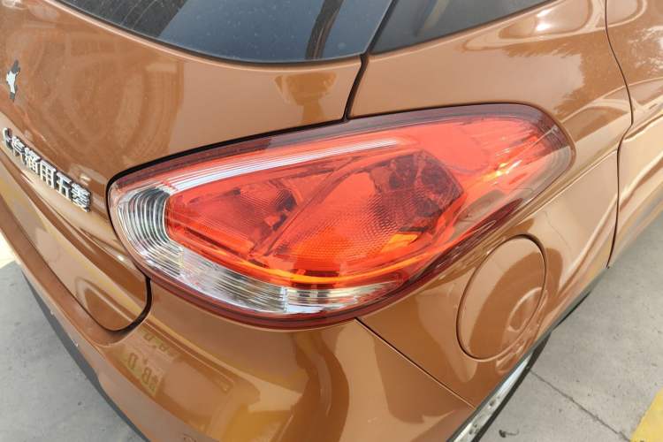 Used Baojun 310 2017 1.5L Automatic Fashion Model
