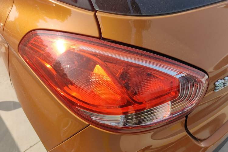 Used Baojun 310 2017 1.5L Automatic Fashion Model
