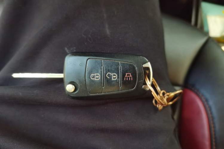 Used Haval H1 2015 1.5L AMT Luxury Model
