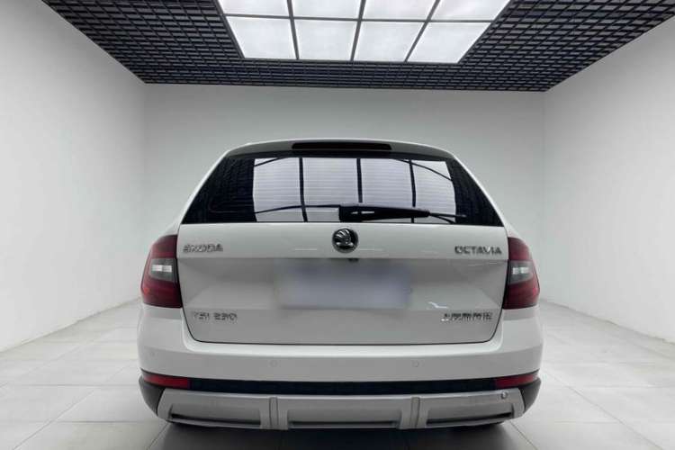 Used Skoda Octavia 2018 Station Wagon TSI230 DSG Luxury Edition
