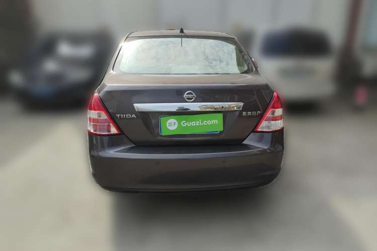 Used Nissan Tiida Sedan 2008 1.6L Manual Fashion Edition