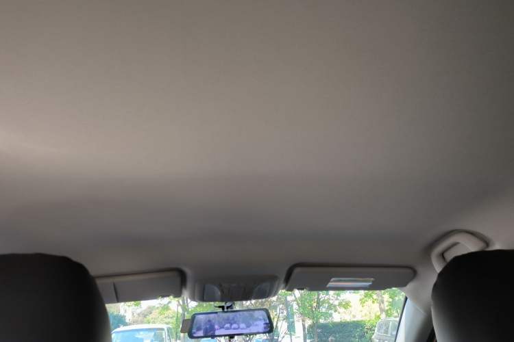 Used Dongfeng Aeolus AX4 2017 1.6L Manual Comfort Model
