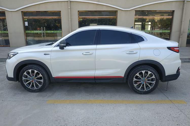 Used Changan CS85 COUPE 2021 1.5T DCT Prestige Model