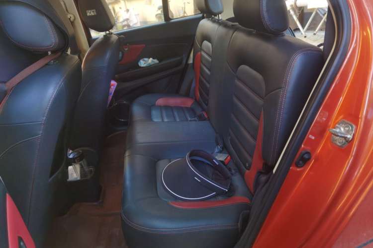 Used Haval H1 2015 1.5L AMT Luxury Model
