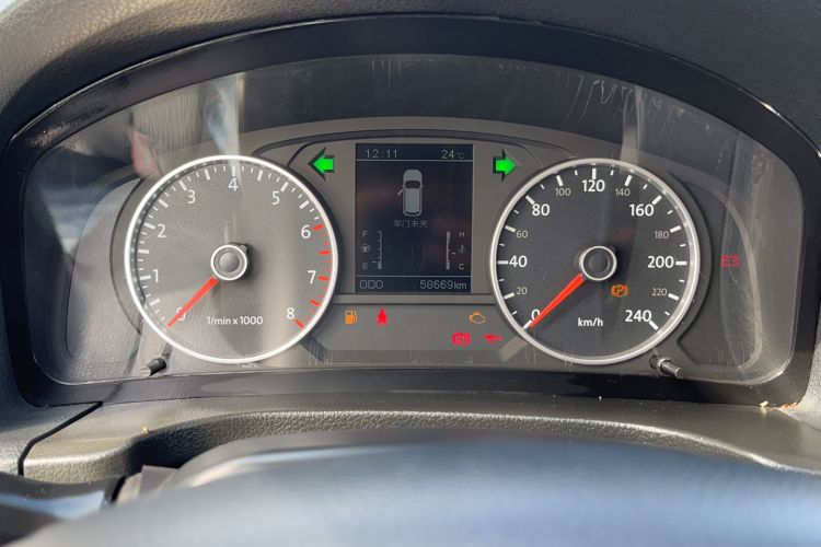 Used Yema T70 2016 Upgraded Model 1.5T Manual Luxury Version
