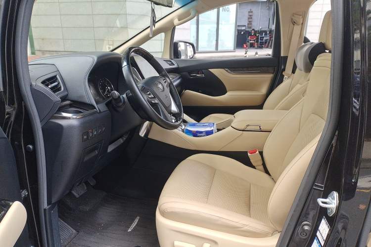 Used Toyota Vellfire 2020 Dual-Engine 2.5L HV Prestige Edition Left Front Seat