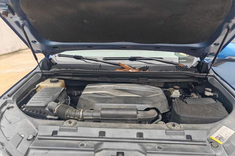 Used SAIC MAXUS D90 2017 2.0T Automatic All-Wheel Drive Polaris