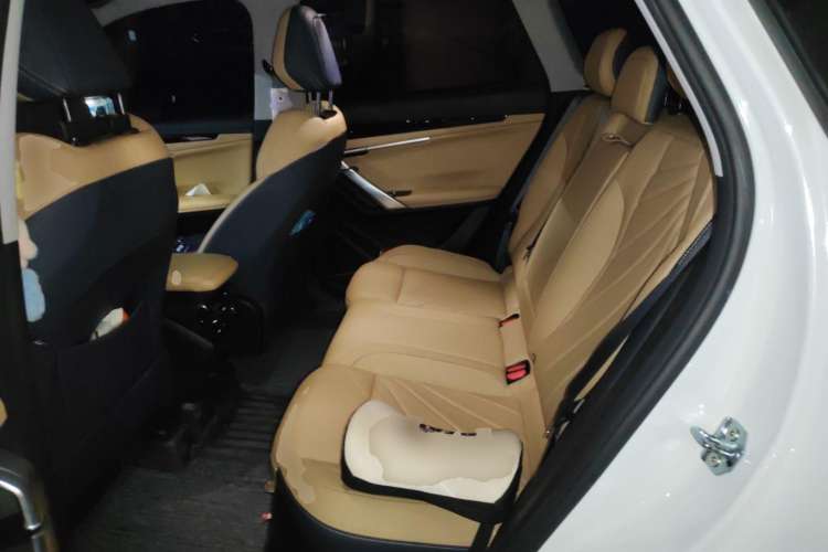 Used Geely Auto FX11 2023 1.5TD DCT Prestige Edition
