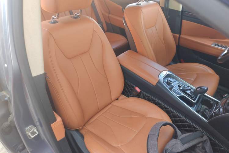 Used Geely Auto Emgrand GT 2015 1.8T Flagship Model Right Front Seat