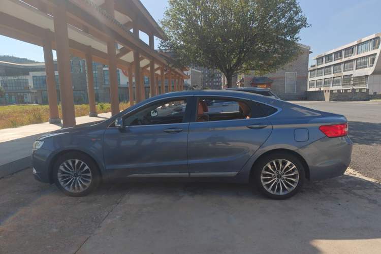 Used Geely Auto Emgrand GT 2015 1.8T Flagship Model Left Side