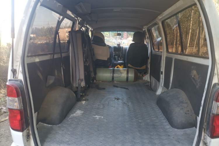 Used Jinbei Express 2017 2.0L Standard Version V19
