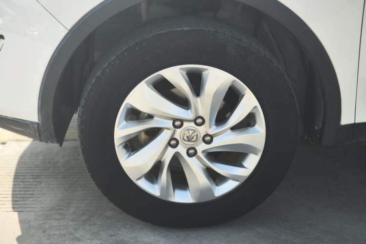 Used BAIC Weiwang S50 2016 1.5T Manual Joyful Luxury Edition
