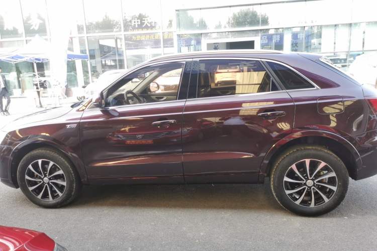 Used Zotye SR7 2016 1.5T CVT Cube Heart Edition China V Standard
