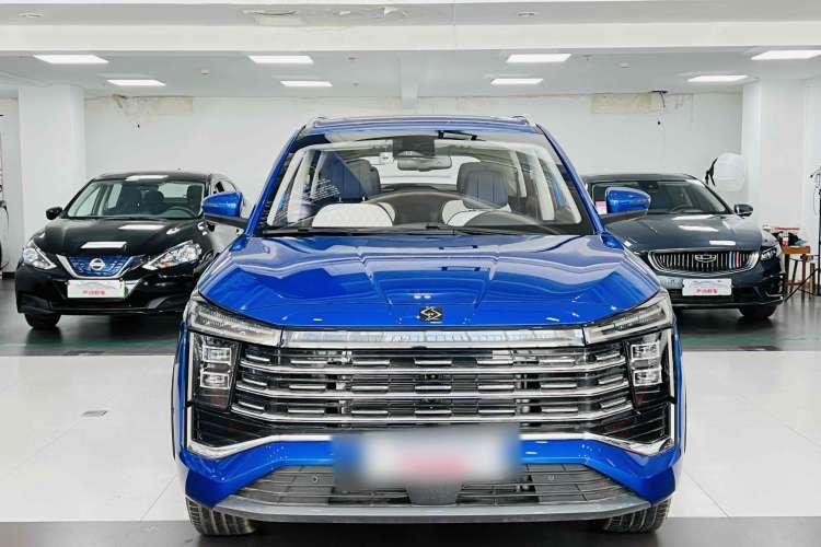 Used SOL X8 PLUS 2023 1.5 TGDI DCT ZhiShang Edition 6 Seats