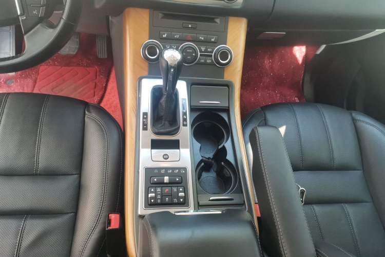 Used Land Rover Range Sport 2013 5.0 NA V8 HSE Interior 7