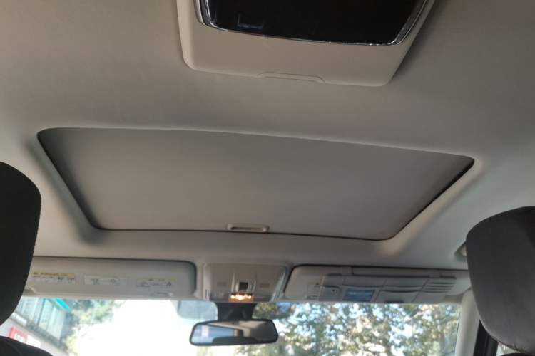 Used Land Rover Range Sport 2013 5.0 NA V8 HSE Interior 5