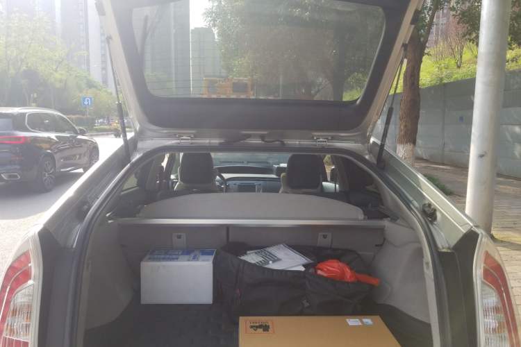 Used Toyota Prius 2012 1.8L Luxury Advanced Edition
