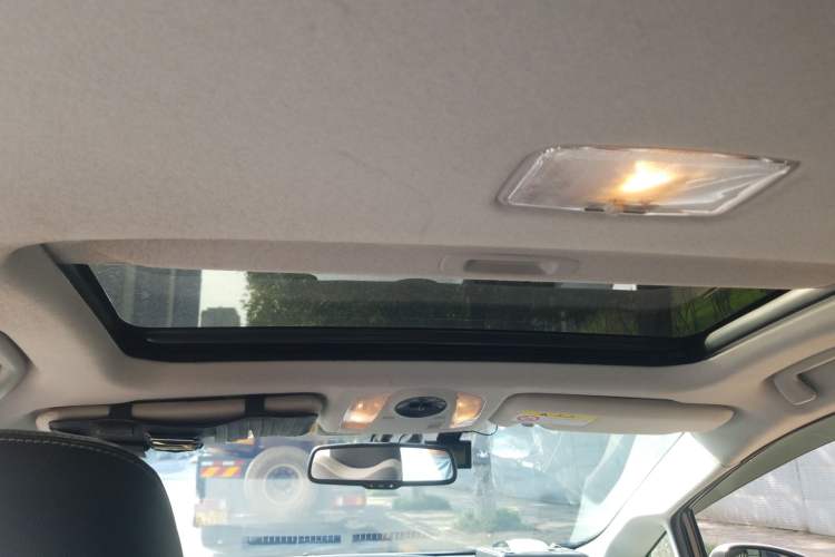 Used Toyota Prius 2012 1.8L Luxury Advanced Edition
