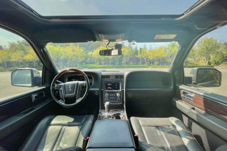 Used Lincoln Navigator 2016 3.5T AWD