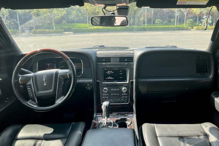 Used Lincoln Navigator 2016 3.5T AWD