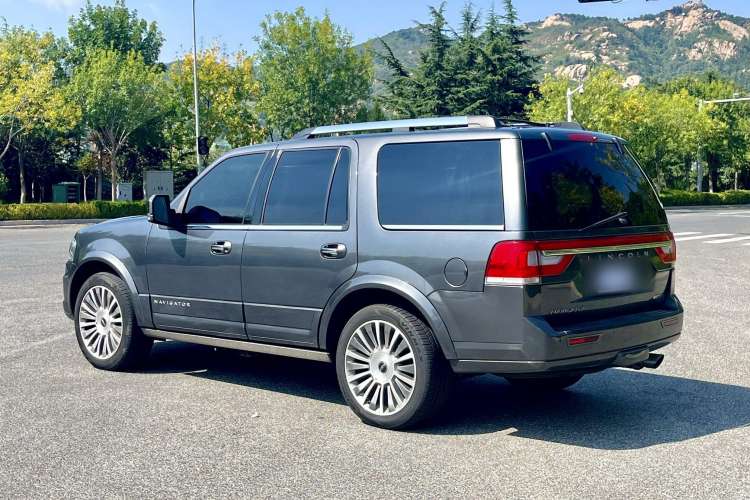 Used Lincoln Navigator 2016 3.5T AWD