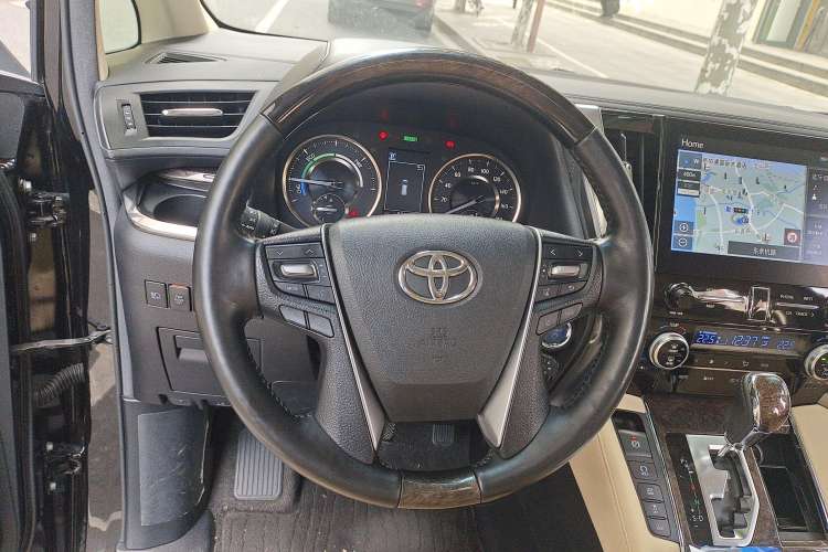 Used Toyota Vellfire 2020 Dual-Engine 2.5L HV Prestige Edition Steering Wheel