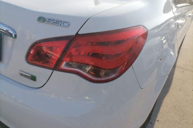 Used Roewe e550 2016 Deluxe Edition