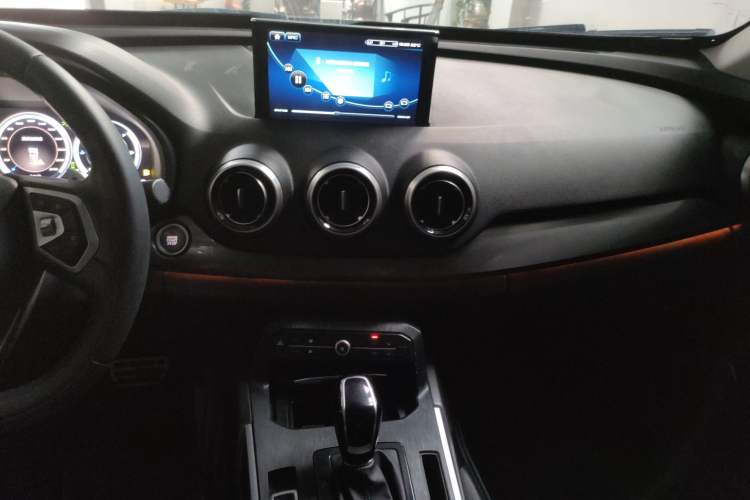 Used Wey VV7 2017 2.0T Flagship Model