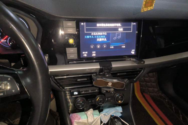 Used Volkswagen Lavida Pure Electric 2019 Enjoyment Edition Audio And AC Panel