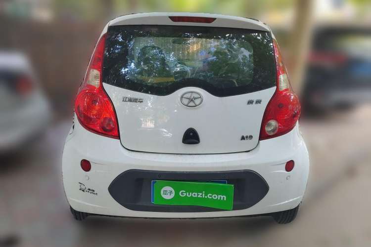 Used JAC Yueyue 2012 CROSS 1.0L Comfort Model