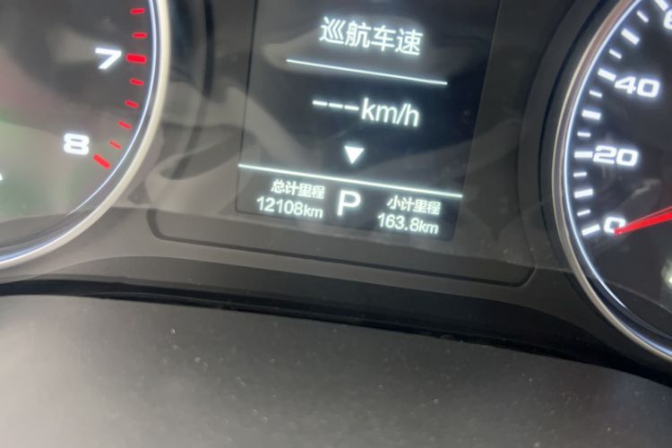 Used SOL X8 2021 300T DCT Panoramic Luxury Edition 5 Seats