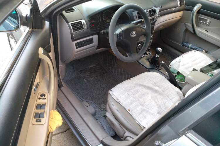 Used Bestune B70 2009 2.0L manual Elite version
