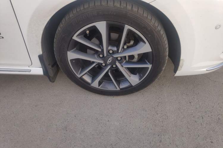 Used Chery Arrizo GX 2019 Pro 1.5T CVT Model Color Version China VI Standard Right Front Wheel Hub