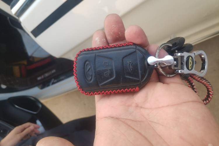 Used Chery Arrizo GX 2019 Pro 1.5T CVT Model Color Version China VI Standard Vehicle Key