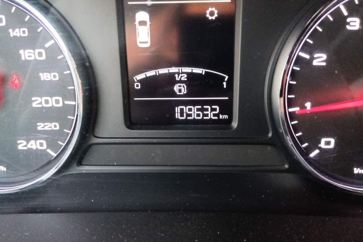 Used Roewe i6 2017 16T Manual Luxury Edition