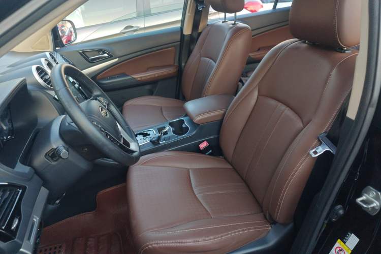 Used BYD S7 2015 2.0T Upgraded Automatic Luxury Version
