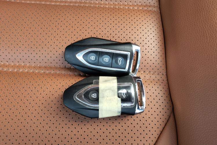 Used Zotye SR9 2017 2.0T Automatic Ultimate Road Edition