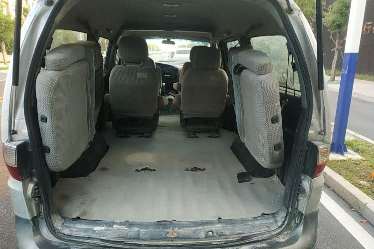 Used JAC Refine 2015 1.9T Shuttle Long-Wheelbase Comfort Model HFC4DB1-2C Trunk