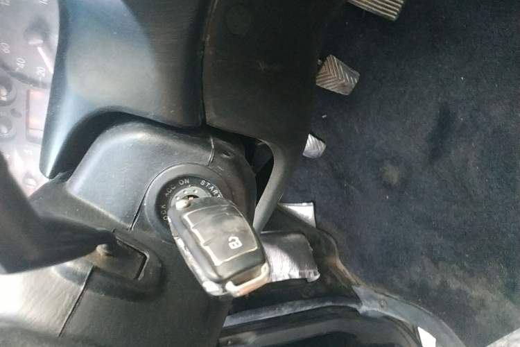 Used JAC Refine 2015 1.9T Shuttle Long-Wheelbase Comfort Model HFC4DB1-2C Vehicle Key