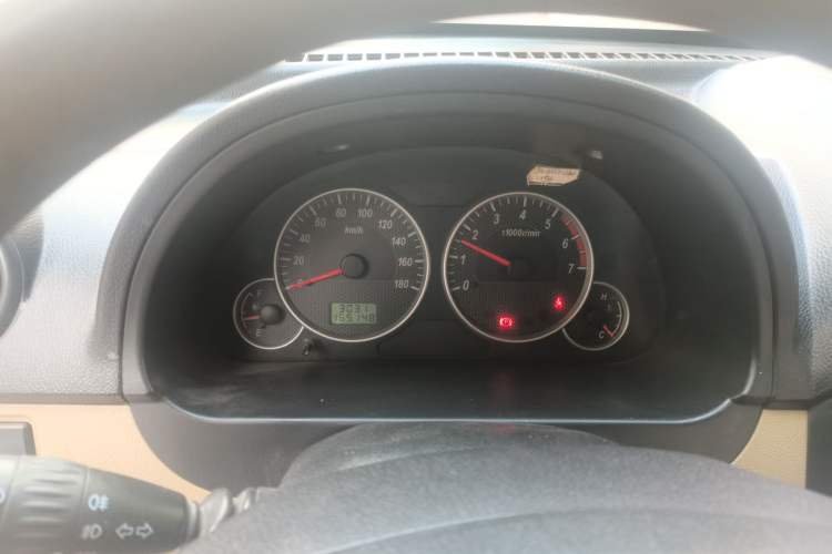 Used Dongfeng Xiaokang C37 2012 1.4L Comfort Version DK13-06