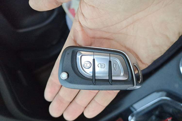 Used Soueast DX3 2019 1.5L Manual Luxury Model China VI Standard