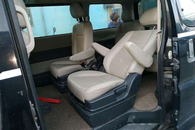 Used Jinbei Grace 2014 2.0L Luxury Short-Wheelbase 7-Seater 1TR