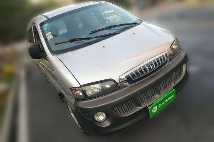 Used JAC Refine 2015 1.9T Shuttle Long-Wheelbase Comfort Model HFC4DB1-2C Front Right 45 Deg