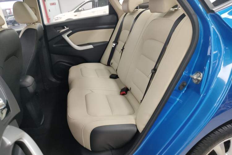 Used Changan Alsvin V7 2016 1.6L Manual Enjoyment Model China V Standard
