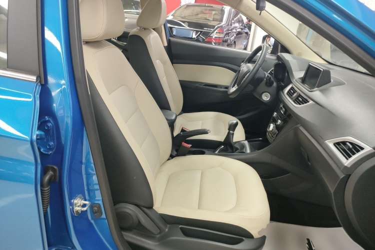 Used Changan Alsvin V7 2016 1.6L Manual Enjoyment Model China V Standard
