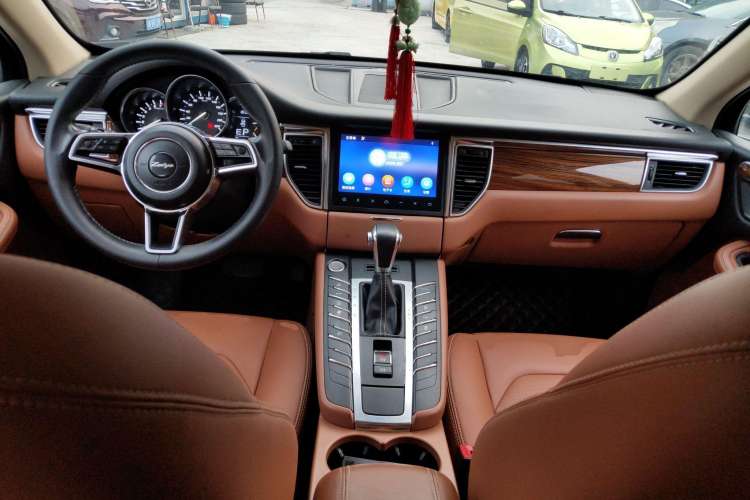 Used Zotye SR9 2017 2.0T Automatic Ultimate Road Edition