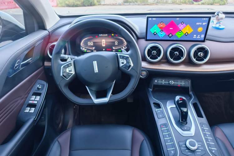 Used Wey VV5 2021 1.5T Two-Wheel Drive Smart Pioneer